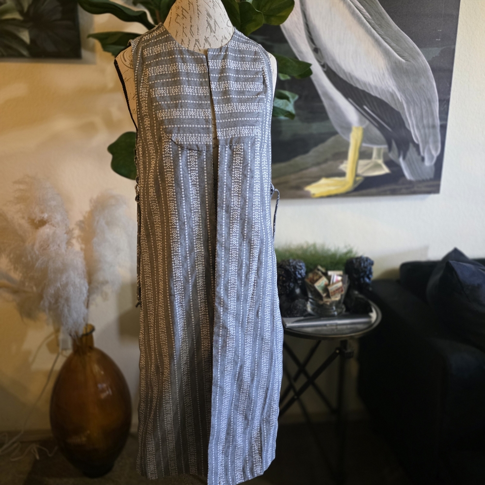 BCBGeneration Gray Embroidered Patterned Long Duster Kimono Vest